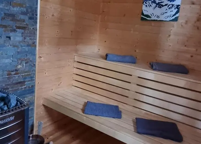 Garasjeleilighet Med Kort Vei Til Flott Natur, Mandalen, Rauma